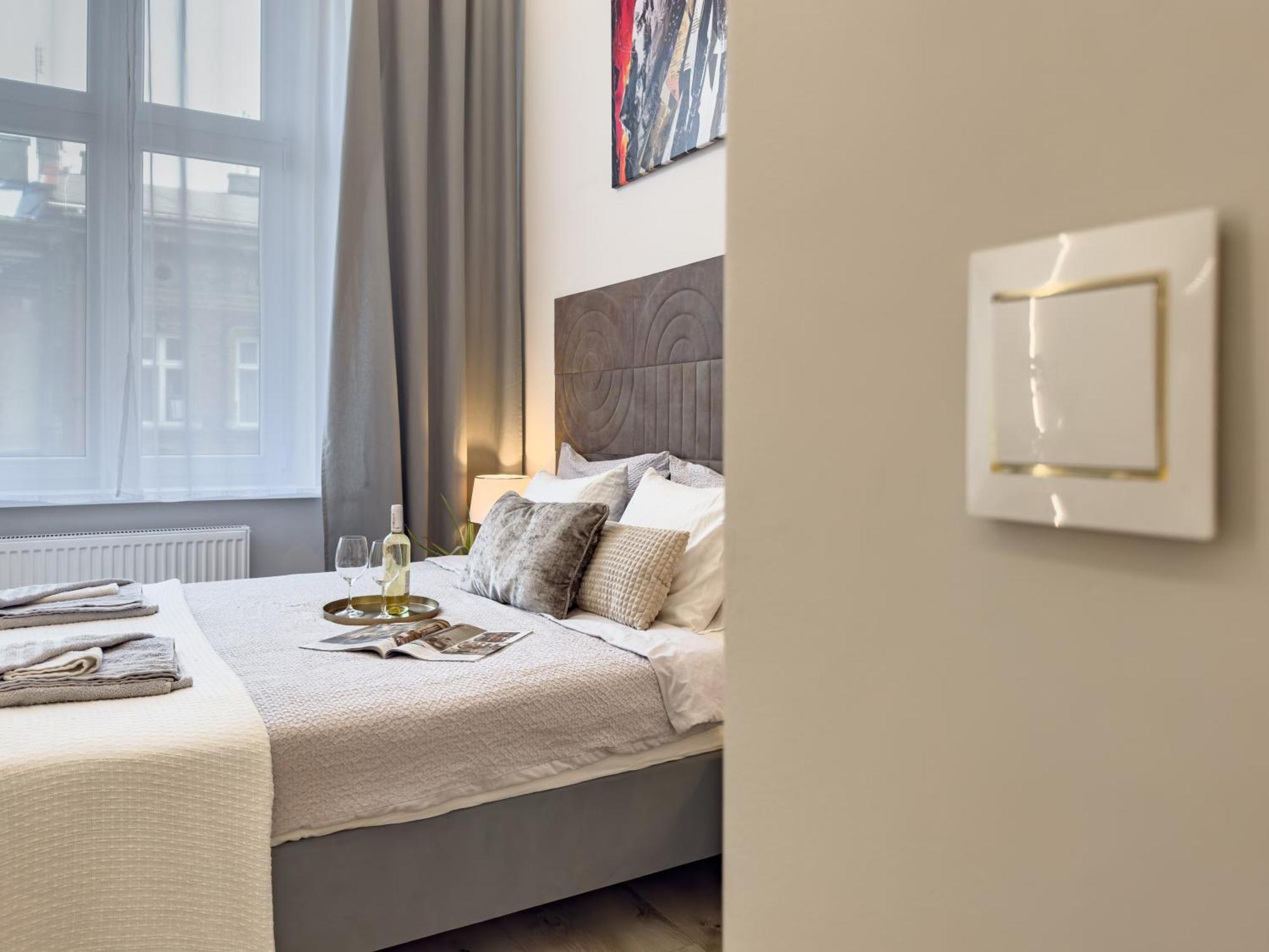 Apartament Queen W Sercu Krakowskiego Kazimierzaアパートメント エクステリア 写真